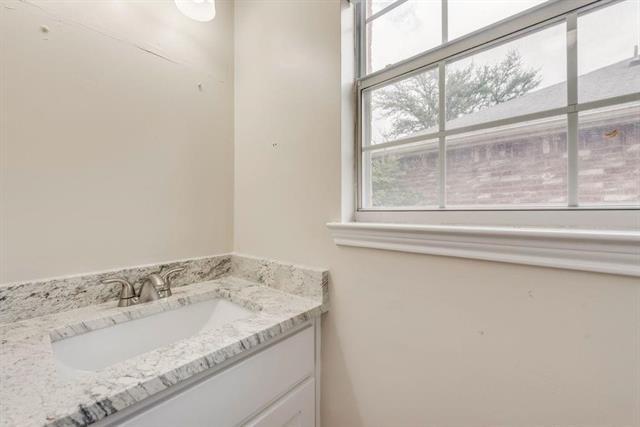 Building Photo - 3009 Larkspur Ct