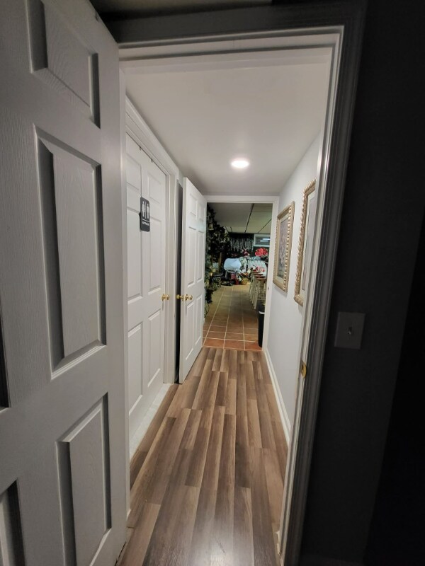 Building Photo - 9189 Lees Ridge Rd