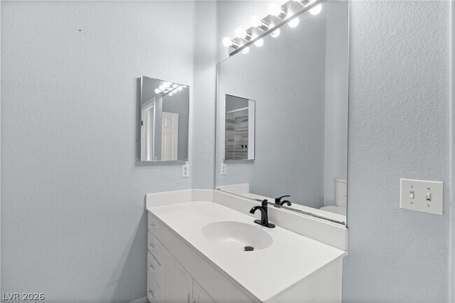 Building Photo - 5141 Eldora Ave
