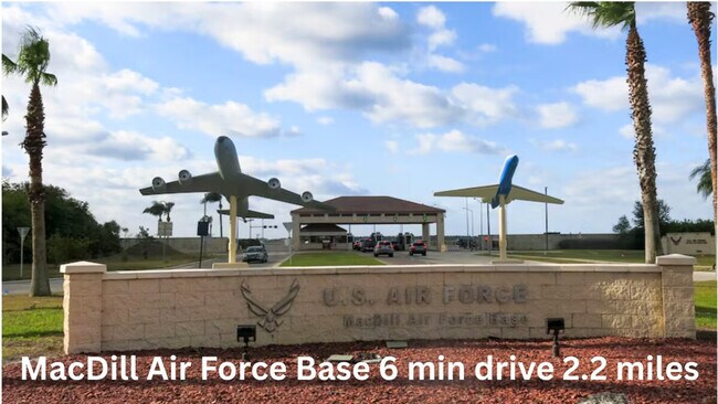 Building Photo - 3174 Bayshore Oaks Dr