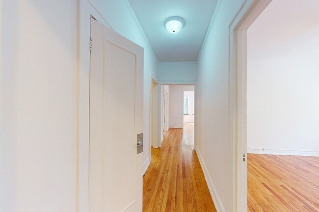 Floorplan - 5034-5046 S. Woodlawn Avenue