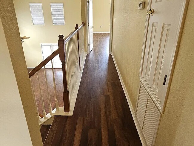 Building Photo - 337 Tequesta Dr