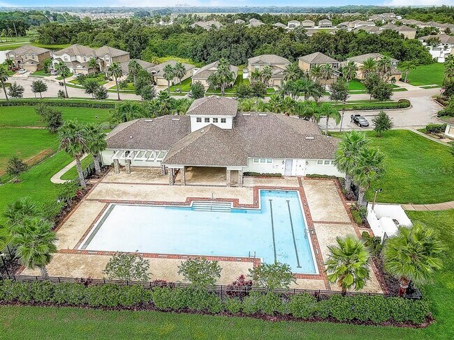 Building Photo - 1313 Trailwater St