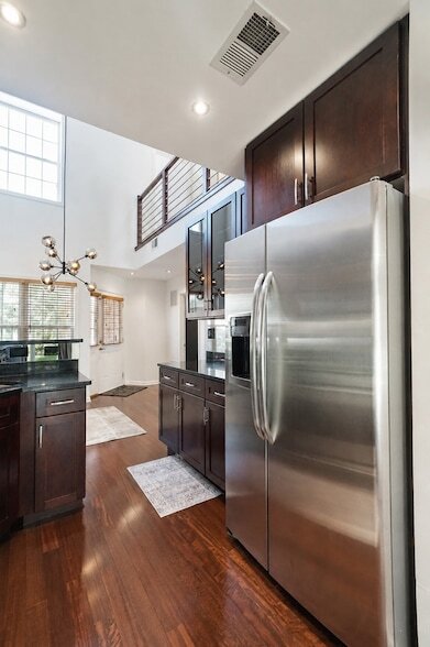 Building Photo - 1347 Winfield Way