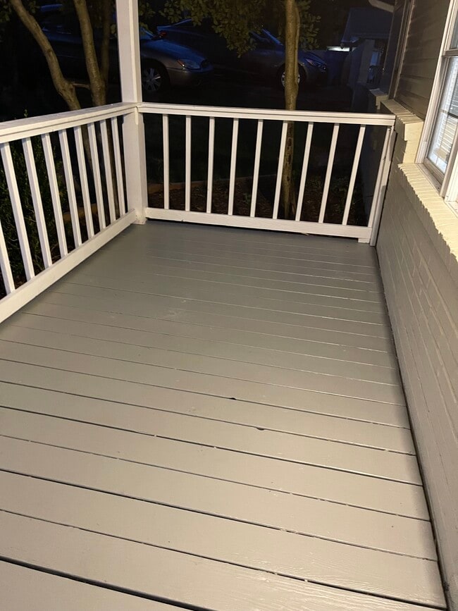 Building Photo - 273 Sims Dr