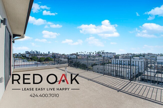 Building Photo - 856 S Gramercy Dr