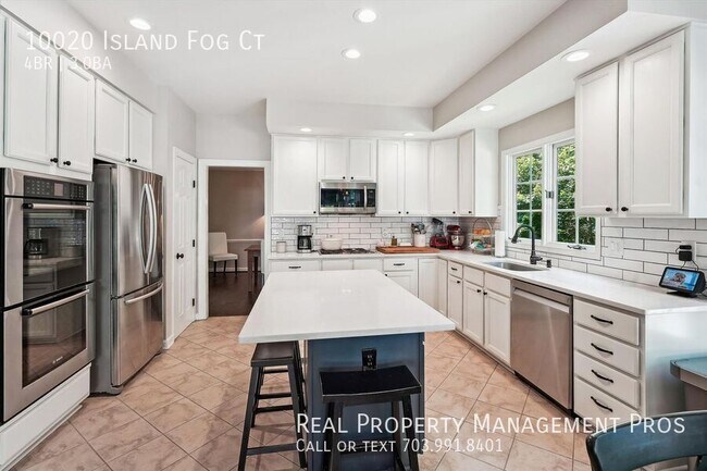 Building Photo - 10020 Island Fog Ct