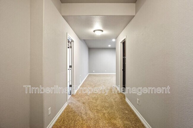 Building Photo - 10056 Edgemont Ranch Ln