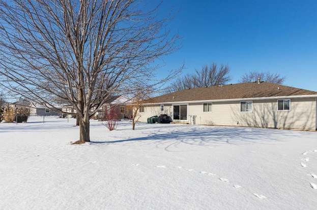 Beautiful backyard - 761 Trailsway Ln