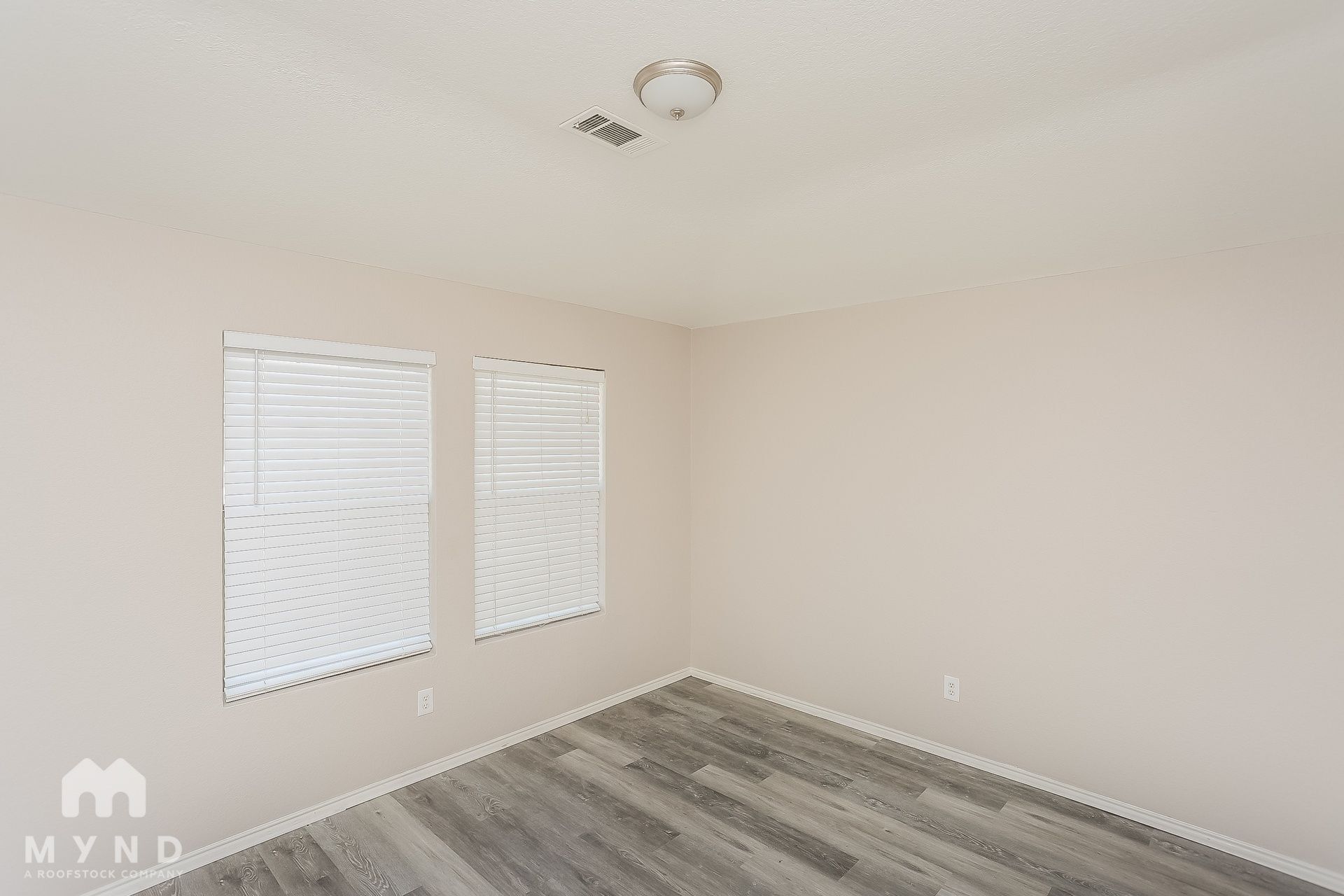 Building Photo - 701 Kentucky Derby Ln