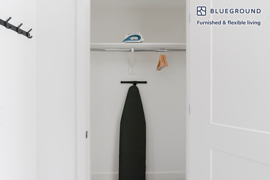 Building Photo - 1255 22nd St NW