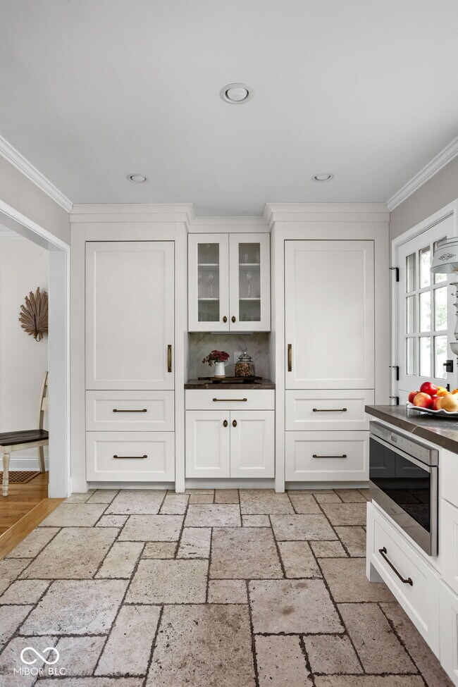 Building Photo - 7777 Spring Mill Rd