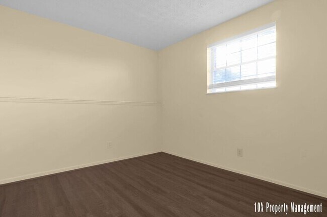 Building Photo - 1954-1956 Briceton Dr