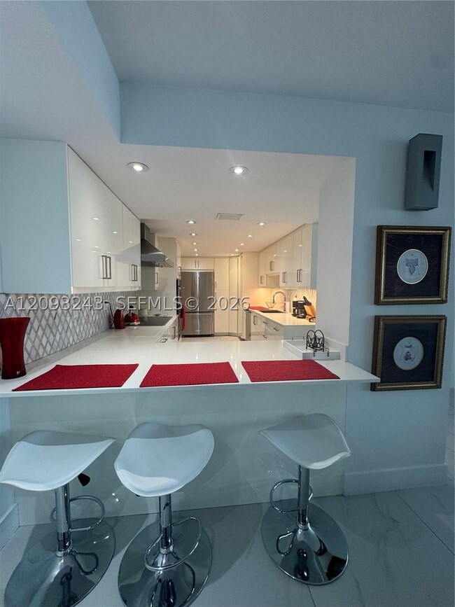 Building Photo - 1111 Crandon Blvd
