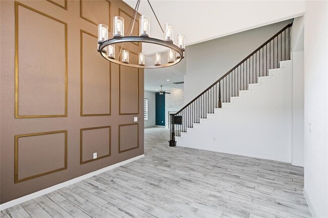 Building Photo - 607 Achilles St