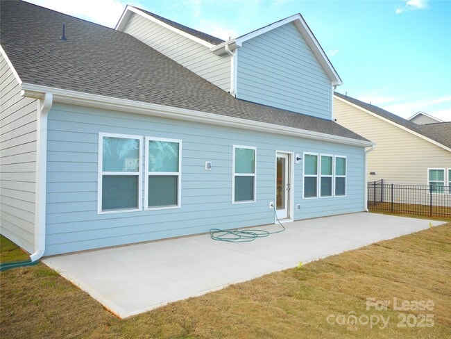 Building Photo - 12012 Sam Snead Ct