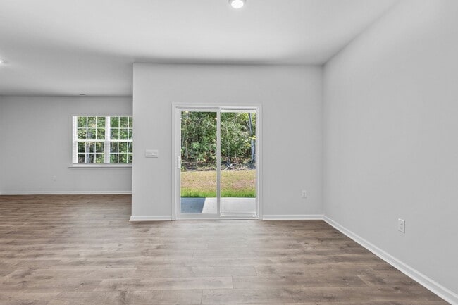 Building Photo - Beautifully designed 4-bedroom, 2-bath ranch