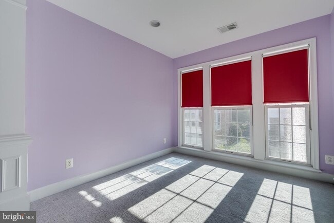 Building Photo - 2415 Terra Cotta Cir