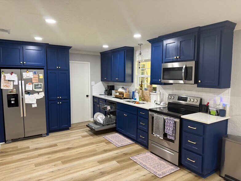 Building Photo - 213 Lafayette Blvd