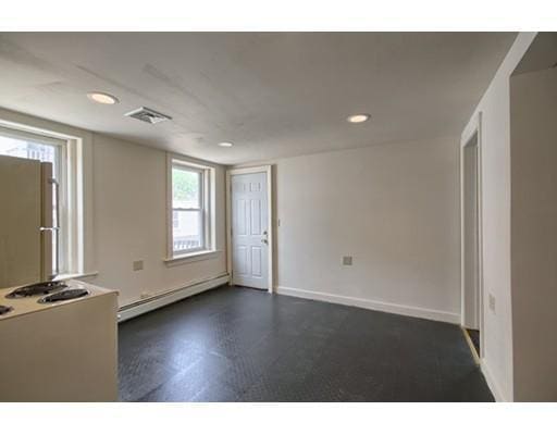 Building Photo - 15 Broadway