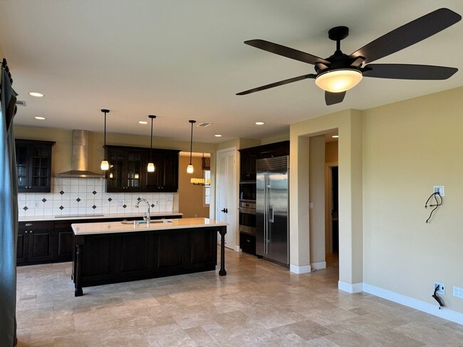 Building Photo - Ka Makana @ Hoakalei Golf Course front Upgraded Developer Model