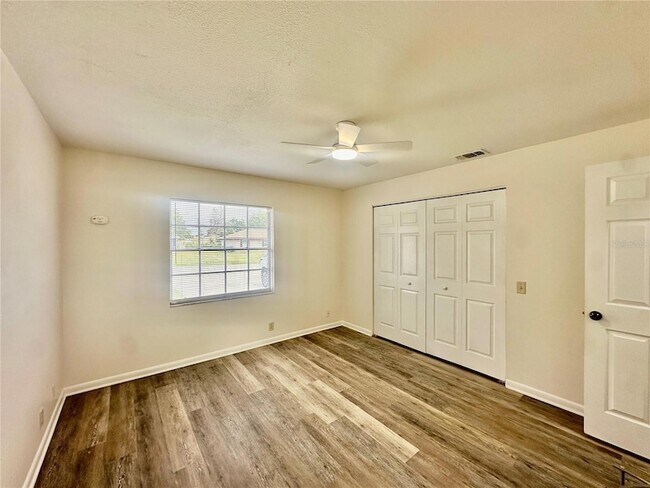 Building Photo - 5638 Struthers Ct