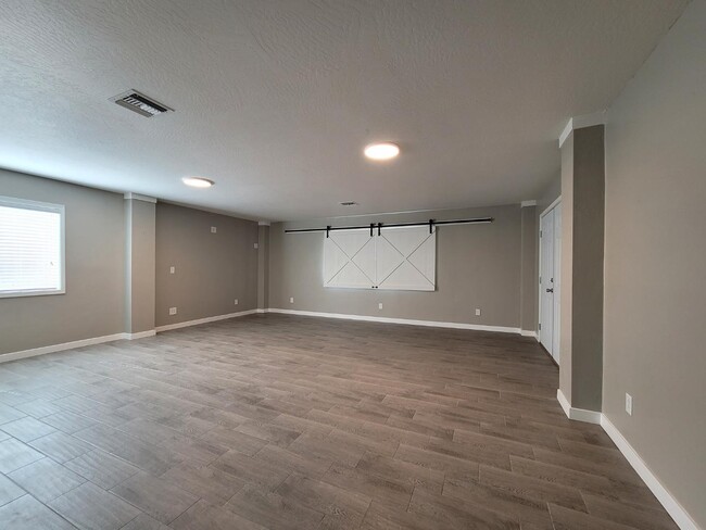 Building Photo - 9635 36th Ln