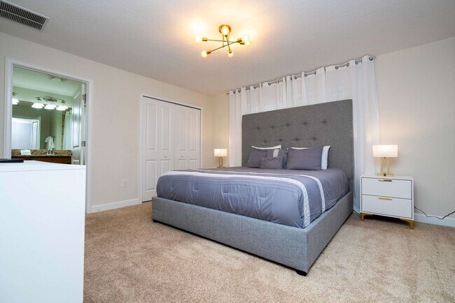 Building Photo - 3153 Pequod Pl