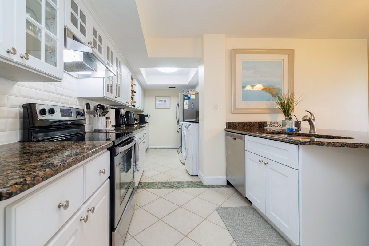 Building Photo - 2100 N Atlantic Ave