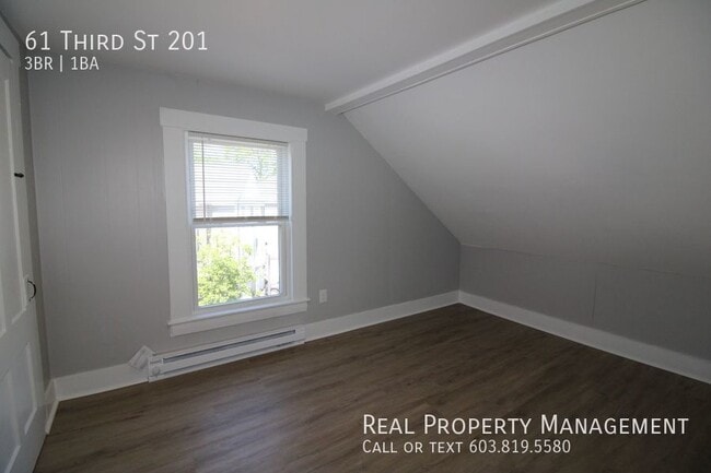 Building Photo - 61 Third St 201-
