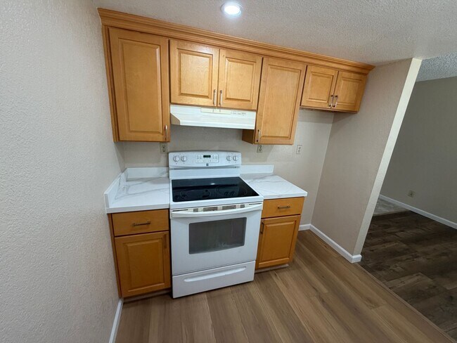 Building Photo - 8935 Rancho Grande Ct