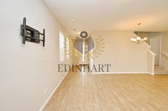 Building Photo - 231 Nabors Dr S