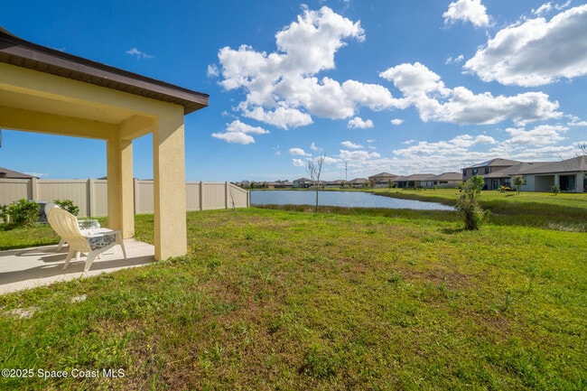 Building Photo - 1854 Capital Dr