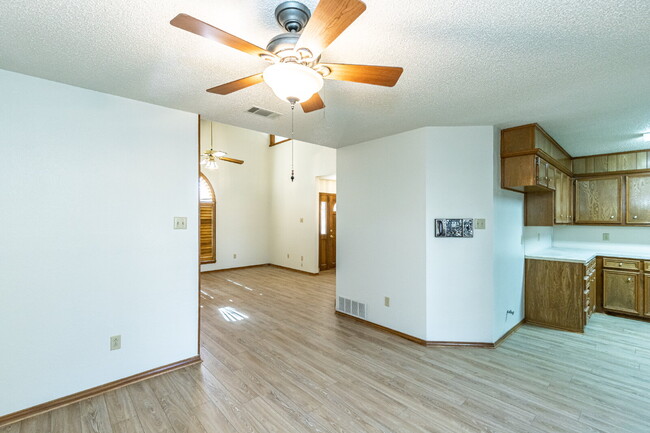 Building Photo - *Two Story Beauty in Preston Smith*
