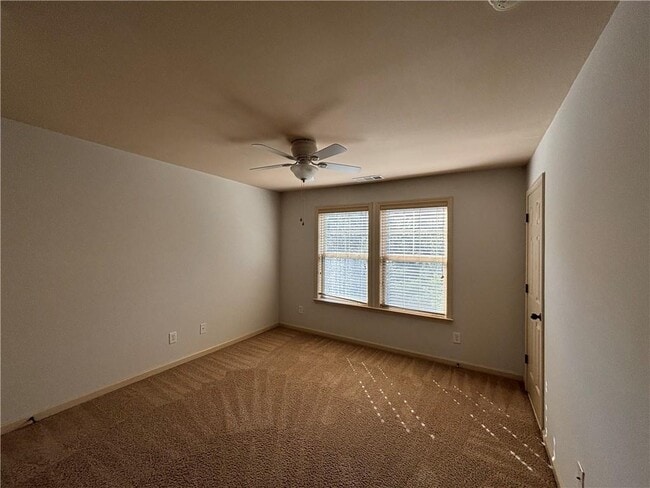 Building Photo - 800 Village Field Ct NW