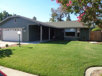 Building Photo - 3 Bedroom Yuba City Home