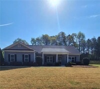 Building Photo - 110 Spetchley Way