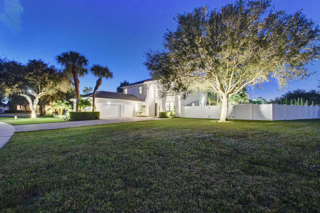 Building Photo - 6298 Sand Hills Cir