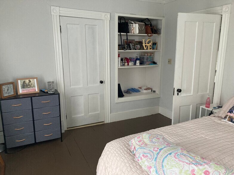 Building Photo - 155 Hill St