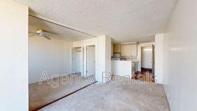 Building Photo - 1535 Pensacola St