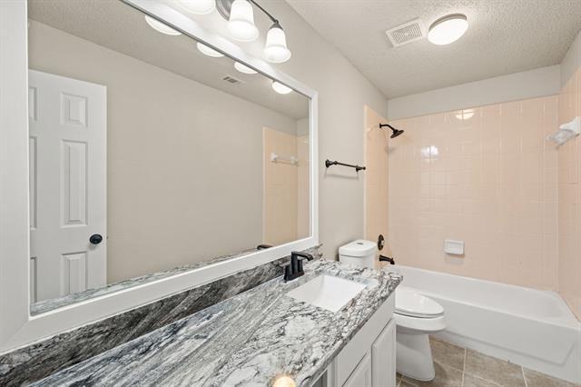 Building Photo - 6209 San Marino Dr