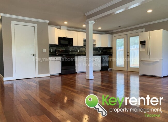 Building Photo - 1355 E 44th St