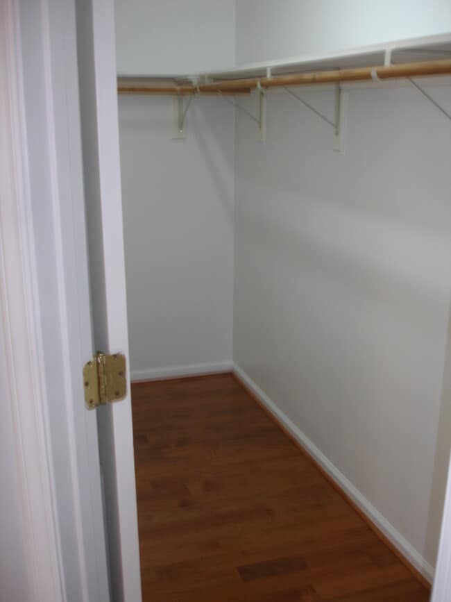 Building Photo - 302 Armour St