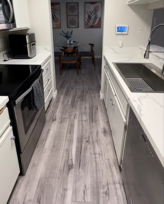 Building Photo - 10655 Lemon Ave