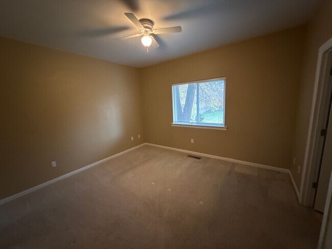 Building Photo - 21183 Copperfield Avenue