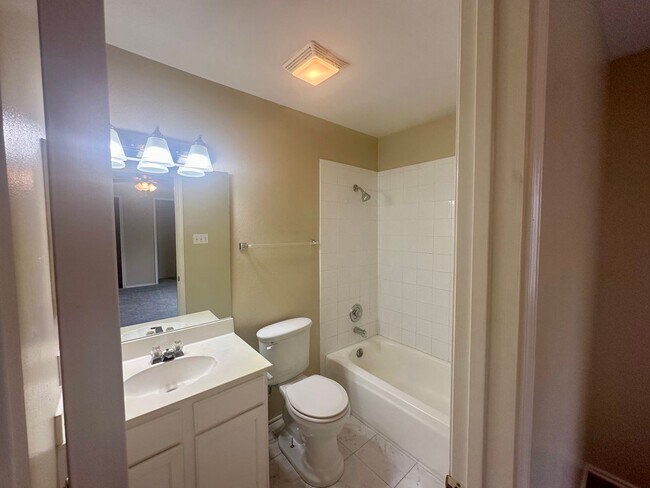 Building Photo - FALL INTO A NEW HOME WITH OUR MOVE-IN SPECIALS!