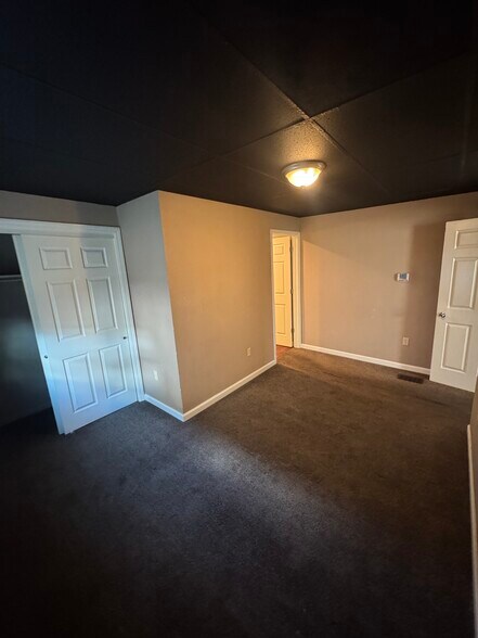 Building Photo - 350 Jefferson St