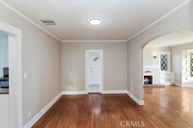 Building Photo - 4311 Sunnyside Dr