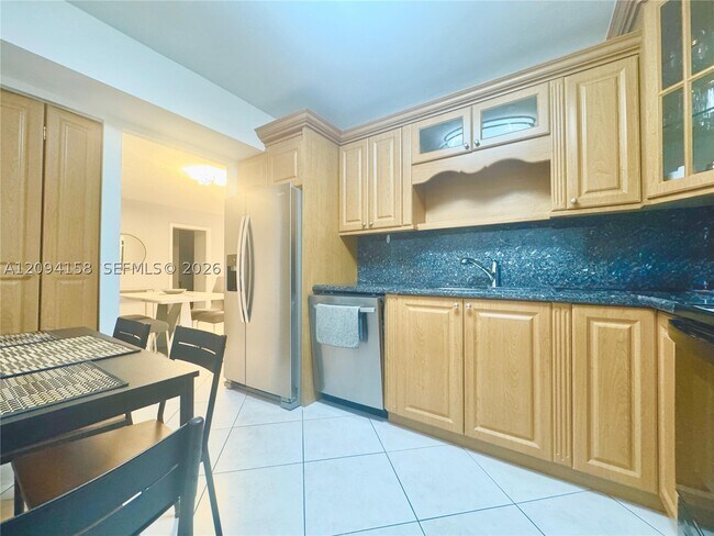 Building Photo - 3800 S Ocean Dr