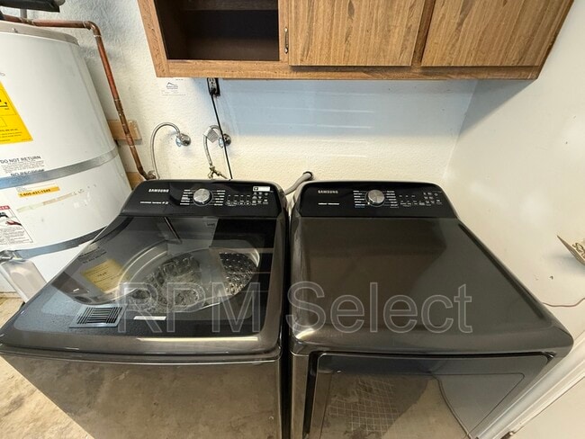 Building Photo - 8670 Sumerlin Ct